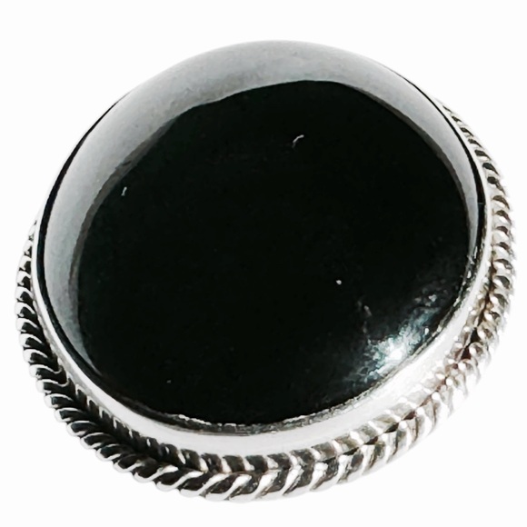 Hallmarked Silver Convertible Sterling Onyx Pill Box & Brooch - Picture 6 of 16